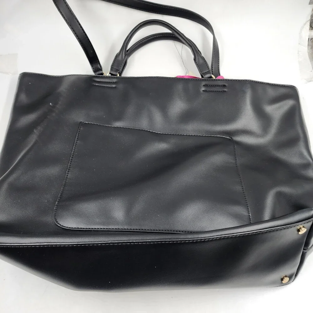 On 34th Leightonne Tote Bag Women's One Size Black Snap Closure